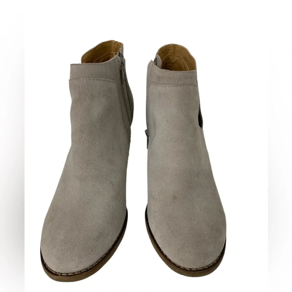Lucky Brand Yaba Wedge Bootie Gray Suede 3 1/4” Heel Women’s Size 8
